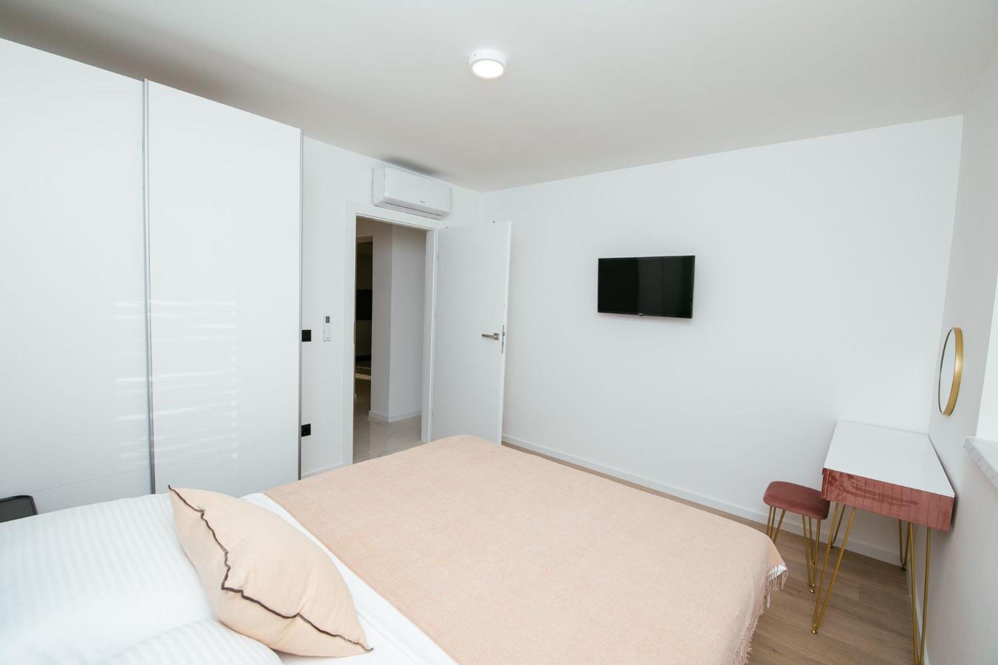 Didixi Apartments Пакоштане Экстерьер фото