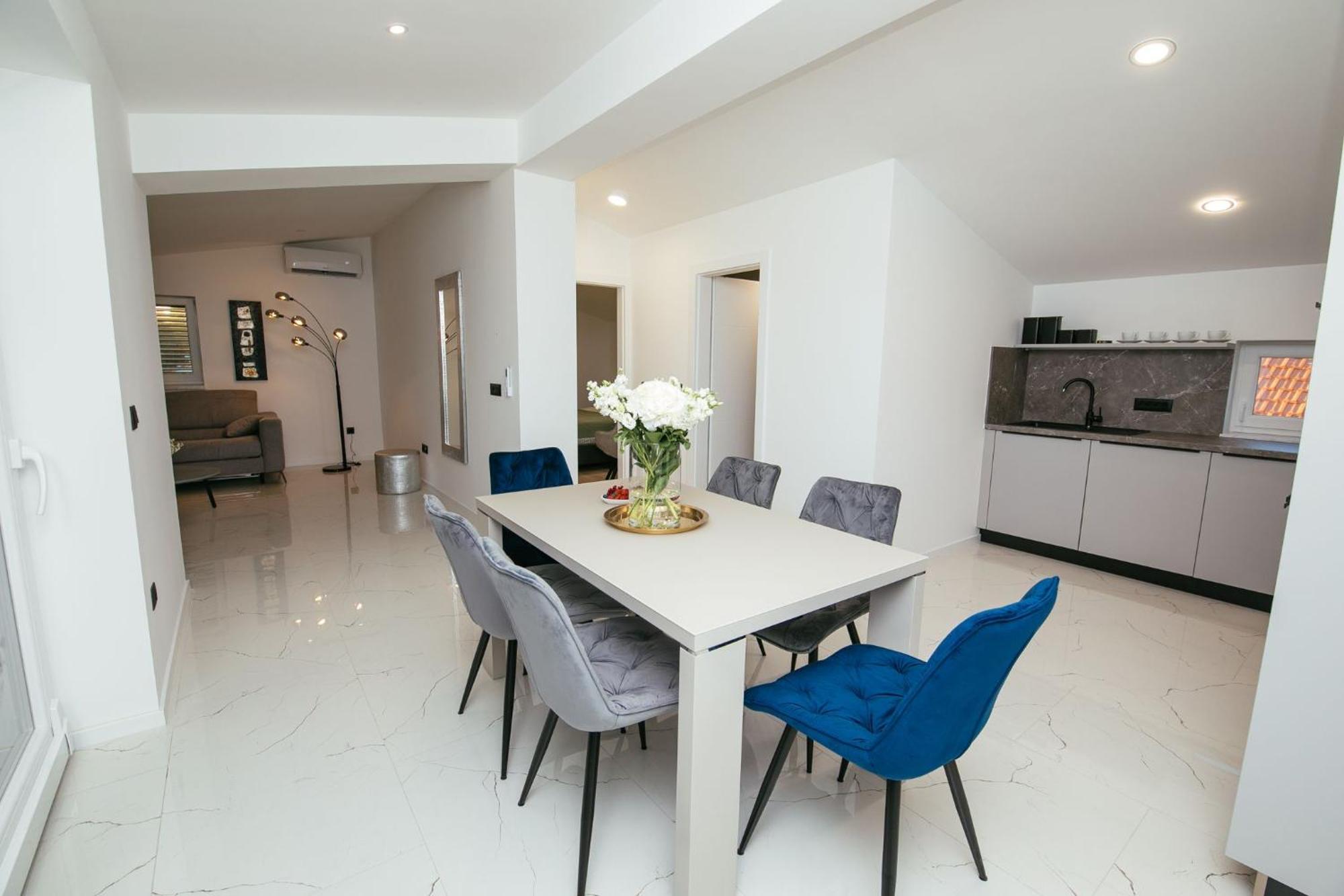Didixi Apartments Пакоштане Экстерьер фото