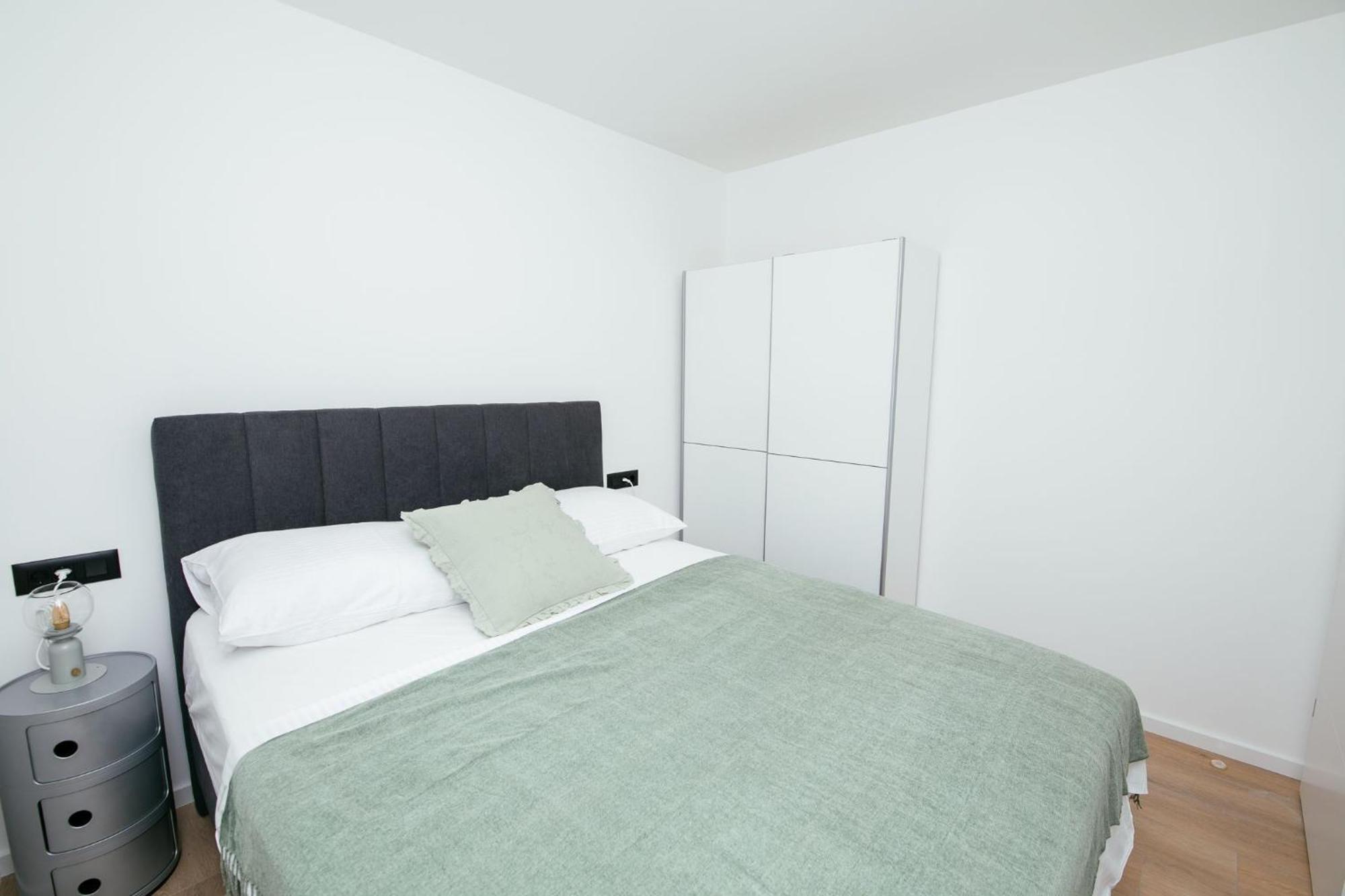 Didixi Apartments Пакоштане Экстерьер фото
